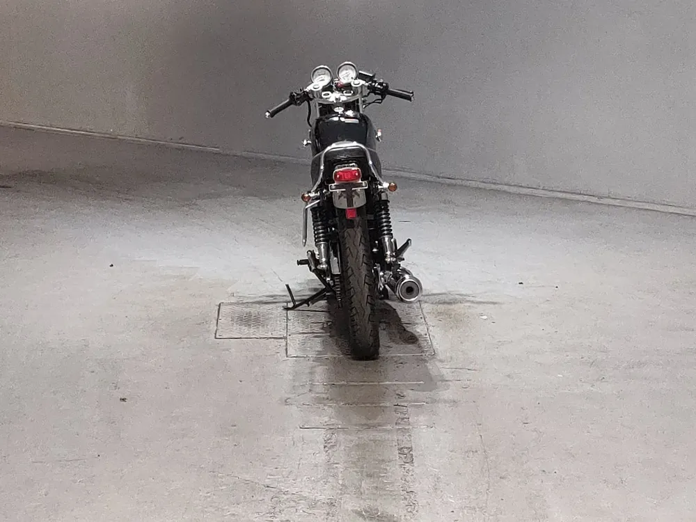 Yamaha SR400 Final Edition Limited 2020, чёрный, фото 4