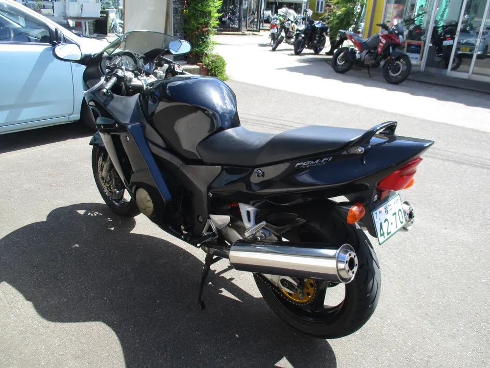 Honda CBR1100XX SC35 из Японии, фото 6