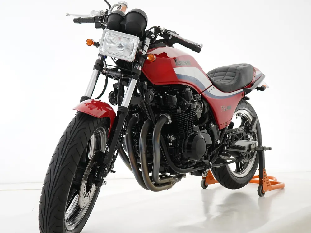 Kawasaki GPZ750 1983, красный, фото 7