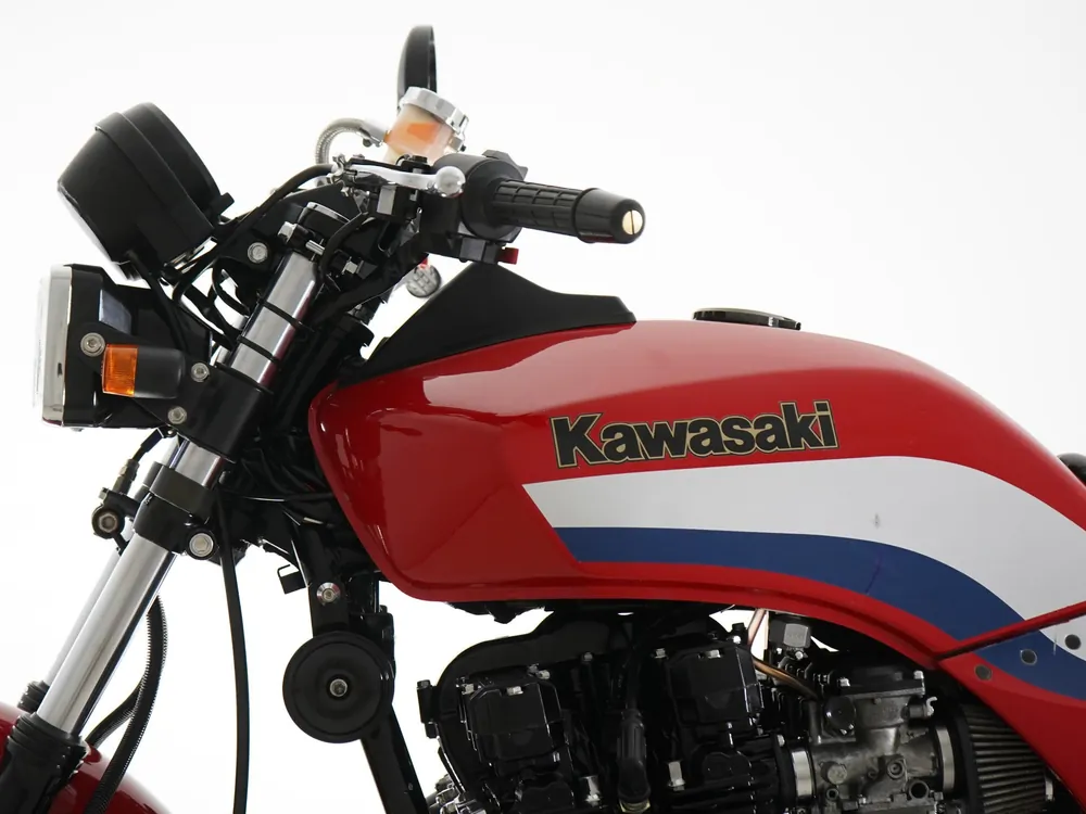 Kawasaki GPZ750 1983, красный, фото 9