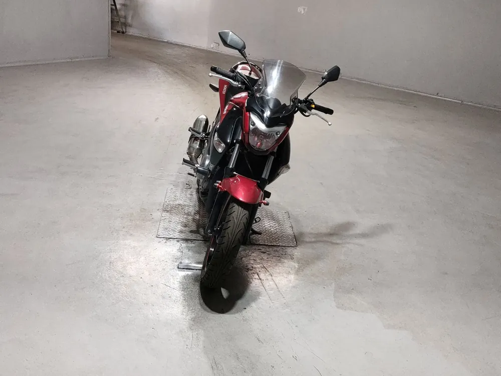 Suzuki GSR250S, black/red, фото 3