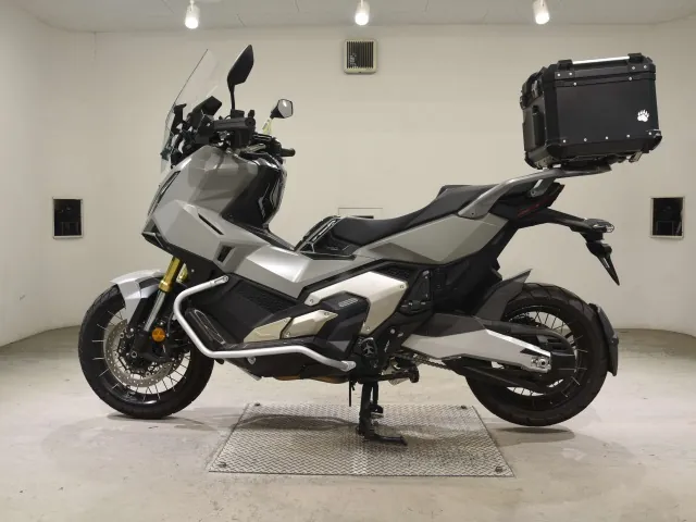 Honda X-ADV750 2025, серый, фото 2