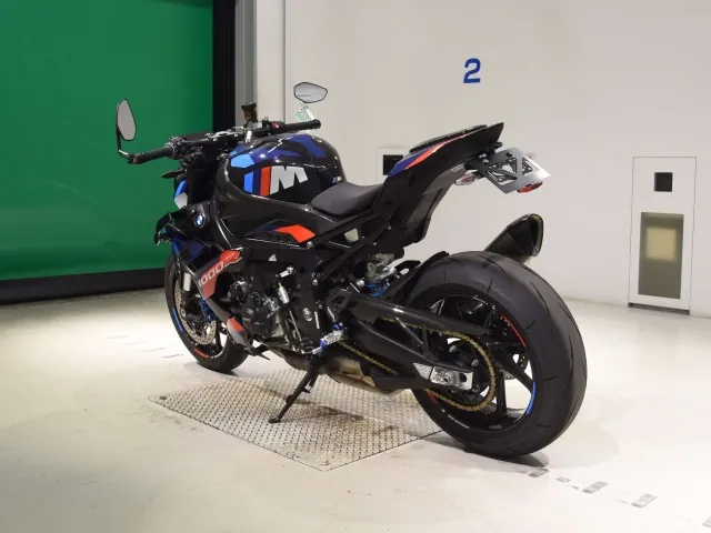BMW M1000R 2023, чёрный, фото 6