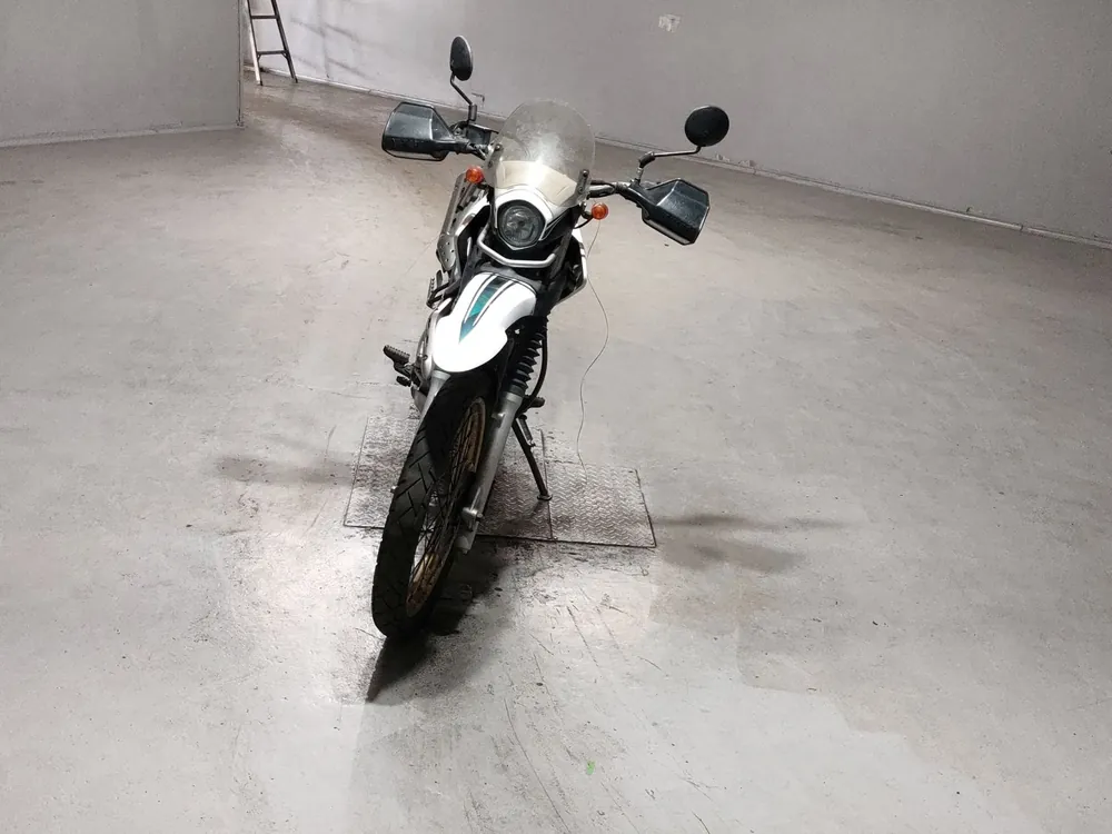 Yamaha Serow 250, белый, зелёный, фото 3