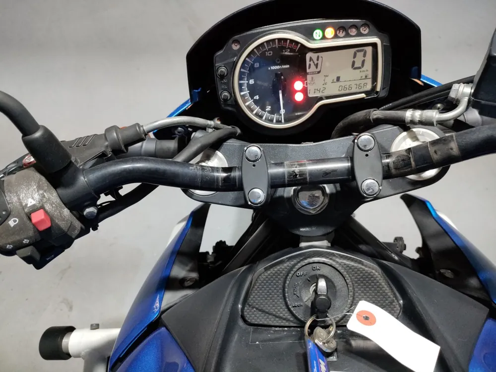 Suzuki GSR750 2013, white / blue, фото 5