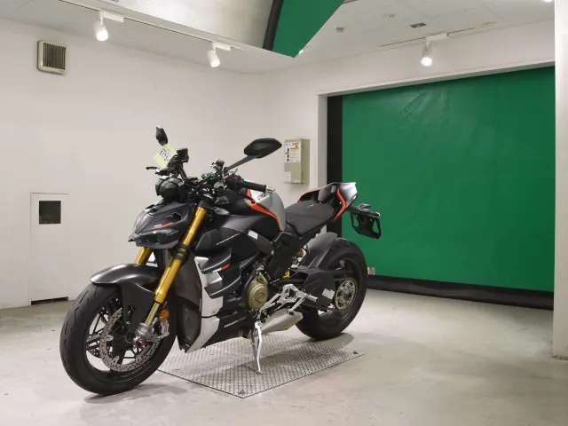 Ducati Streetfighter V4 SP 2023, black | silver, фото 4