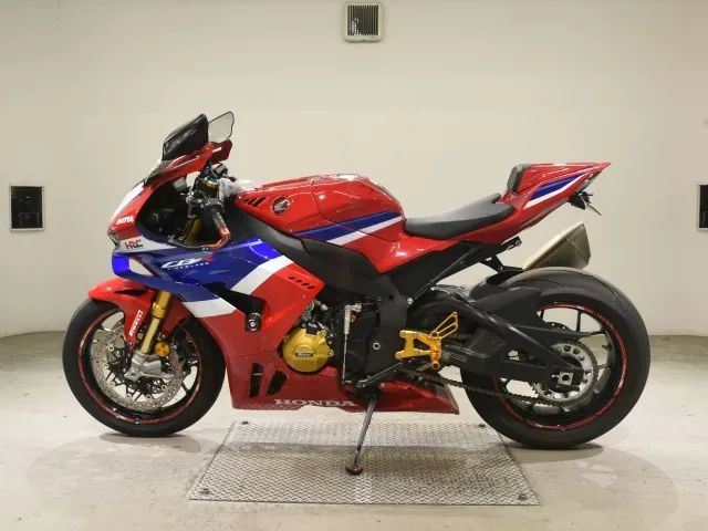 Honda Cbr1000Rr-Rsp 2024, white | red | blue, фото 2