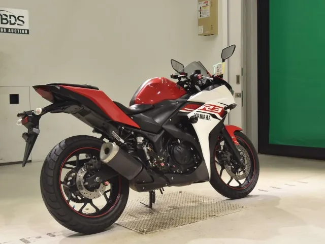 Yamaha MT-03 2016, white | red, фото 5