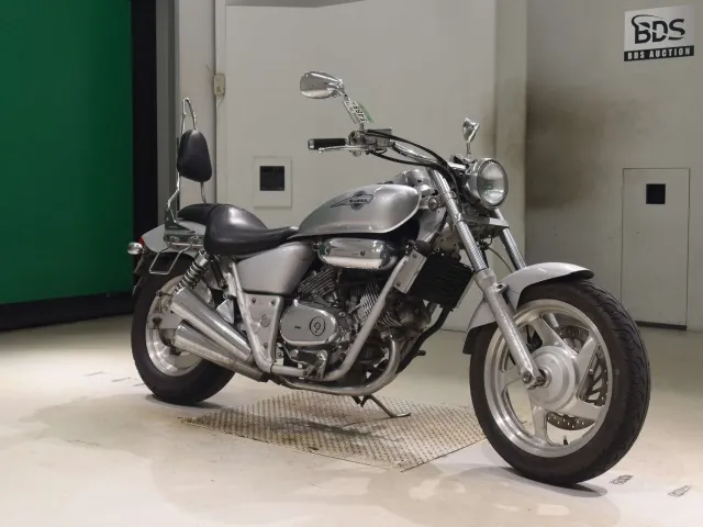 Honda V-Twin Magna 250, серебристый, фото 3