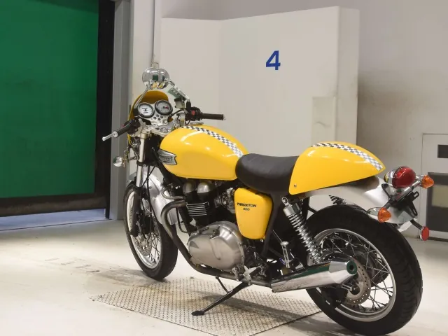 Triumph Thruxton 2009, жёлтый, фото 6