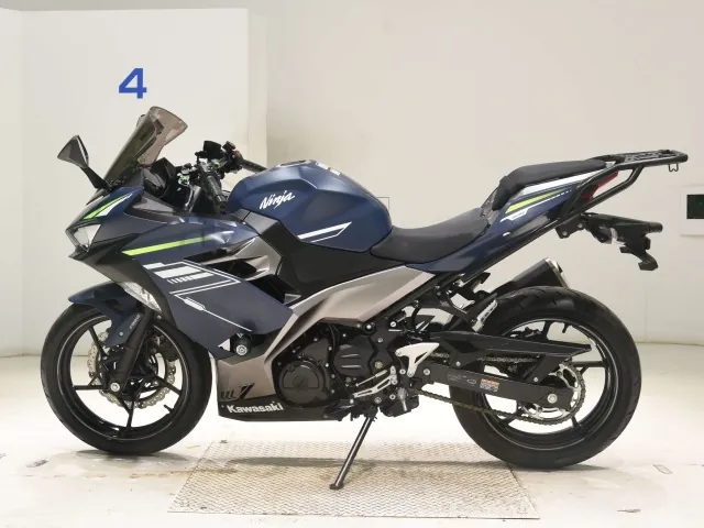 Kawasaki Ninja 400 2022, navy blue, фото 2