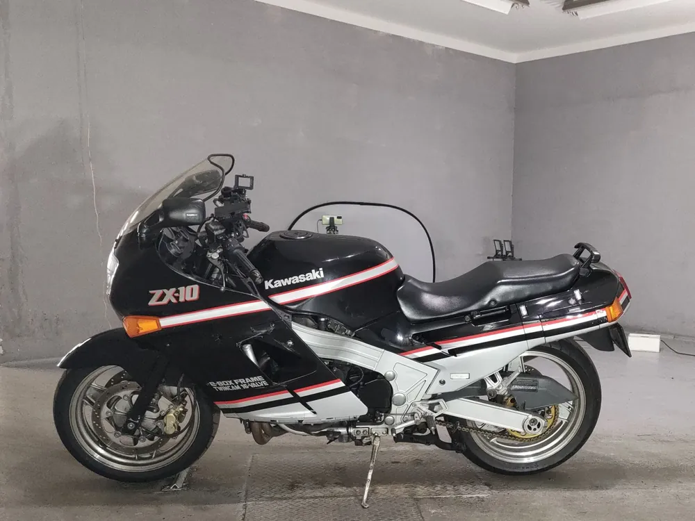 Kawasaki ZX-10 1989, чёрный, фото 2