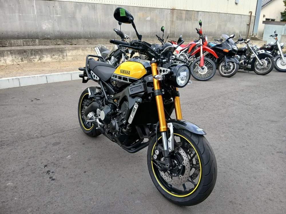 Yamaha XSR900 2016, black / yellow, фото 4