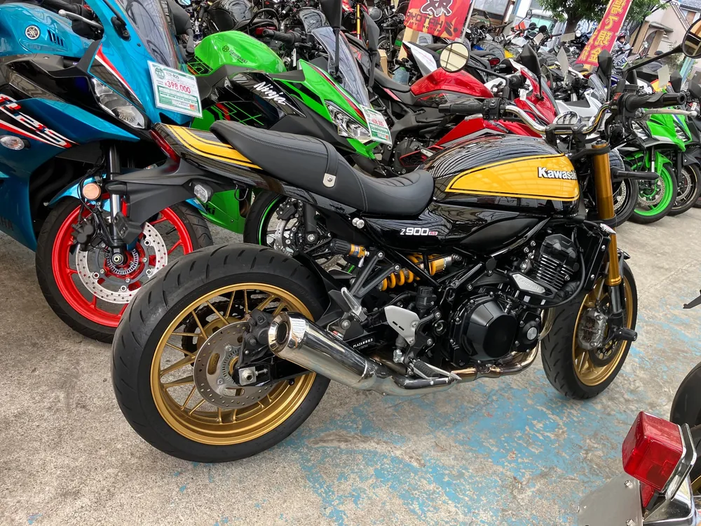 Kawasaki Z900RS 2023, black / yellow, фото 3