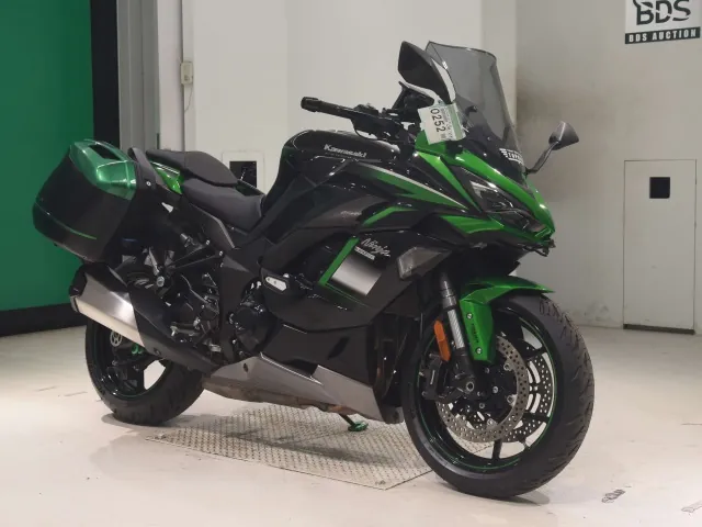 Kawasaki Ninja 1000 2021, black | green, фото 3