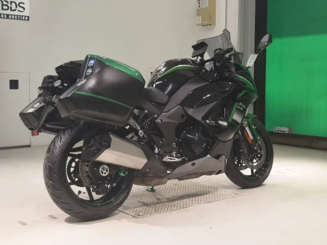 Kawasaki Ninja 1000 2021, black | green, фото 5