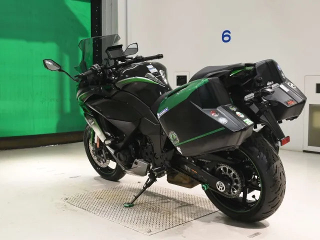 Kawasaki Ninja 1000 2021, black | green, фото 6