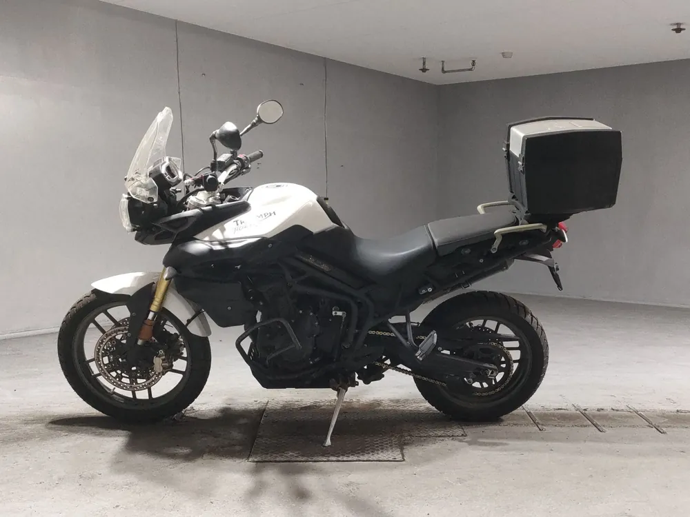 Triumph Tiger 800 2012, белый, фото 2