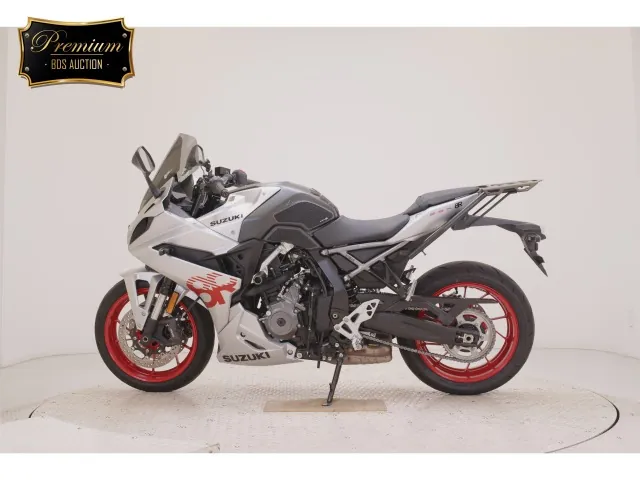 Suzuki Gsx-8T 2025, black | silver, фото 2