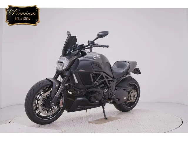 Ducati Diavel Carbon 2017, matt gun, фото 4