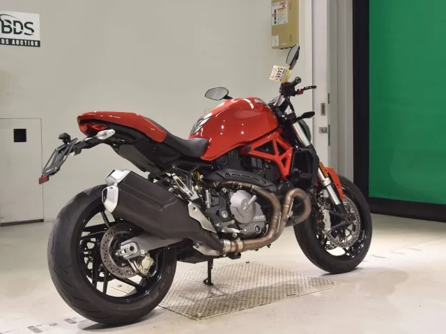Ducati Monster 821 2018, красный, фото 5