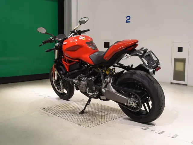 Ducati Monster 821 2018, красный, фото 6