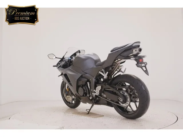 Honda CBR600RR PC40 2026, matt black, фото 6