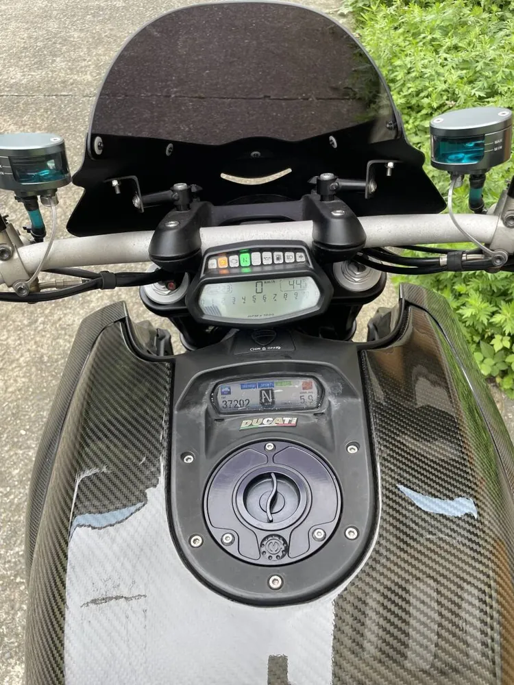 Ducati Diavel Carbon 2011, фото 8
