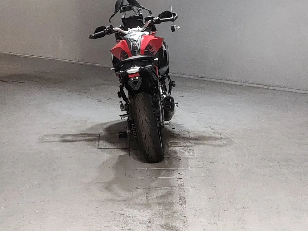 BMW F900XR 2020, красный, фото 4