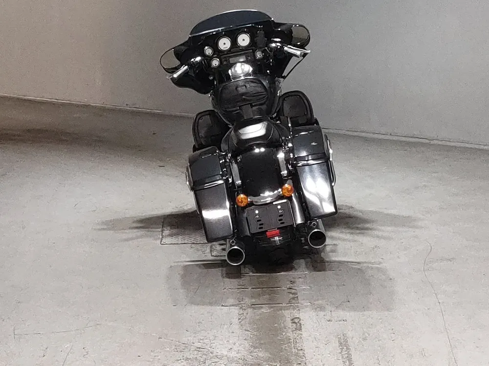 Harley-Davidson FLHX1690 2013, чёрный, фото 4