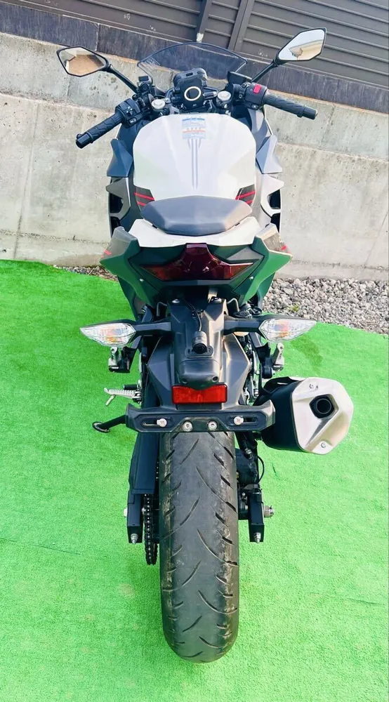 Kawasaki Ninja 400 2023, фото 5