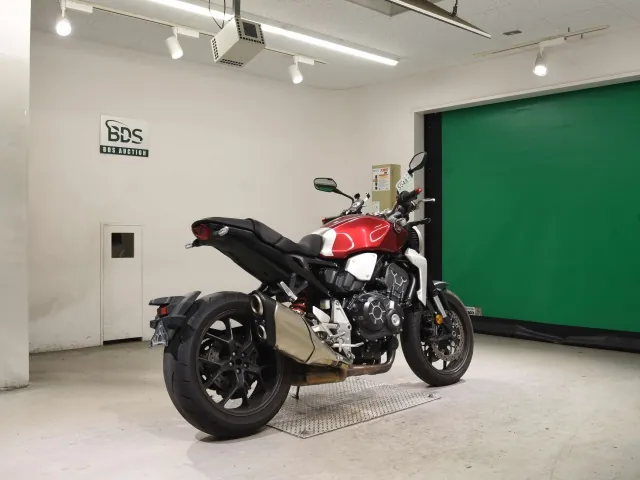 Honda CB1000R 2019, red | silver, фото 5