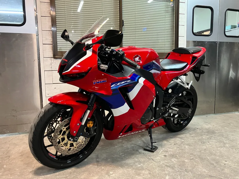 Honda CBR600RR 2020, red / blue / white, фото 8