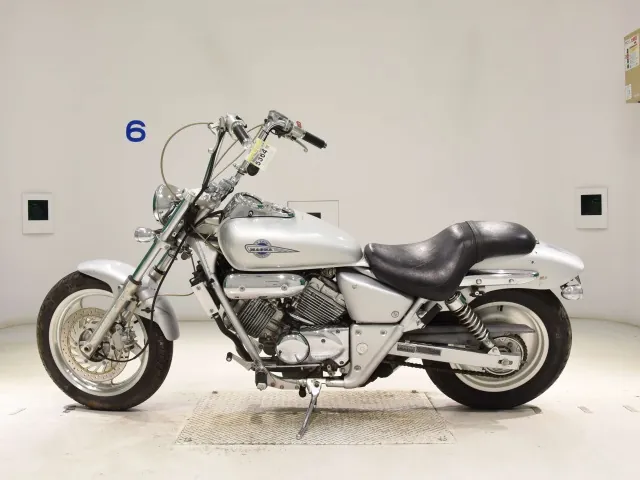 Honda V-Twin Magna 250, серебристый, фото 2