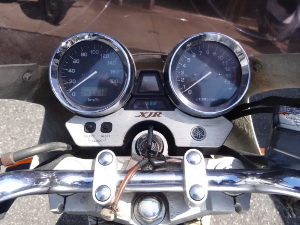 Yamaha XJR400R 2000, серебристый, фото 12