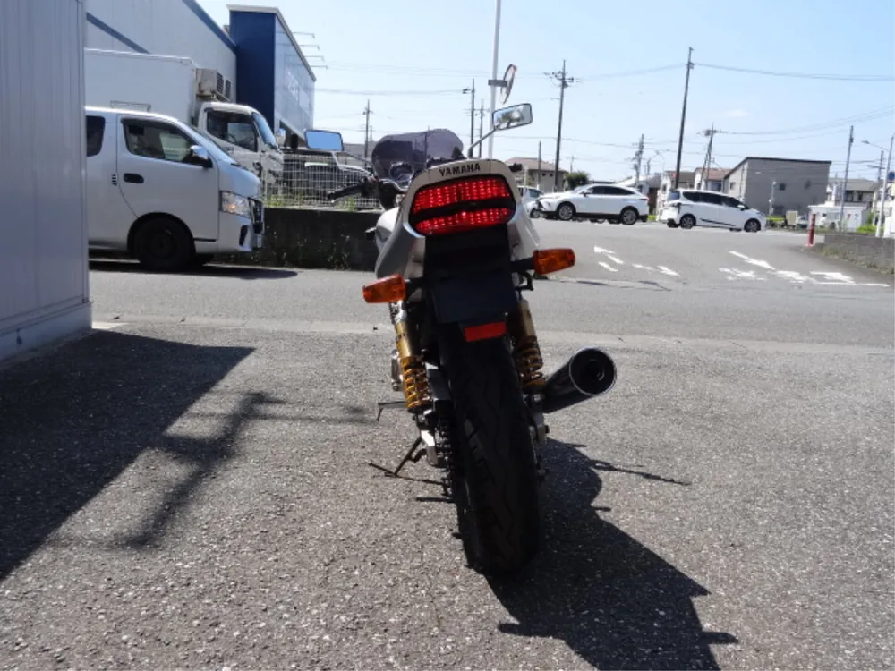 Yamaha XJR400R 2000, серебристый, фото 4