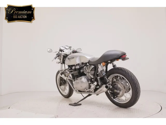 Triumph Thruxton 2007, серебристый, фото 6