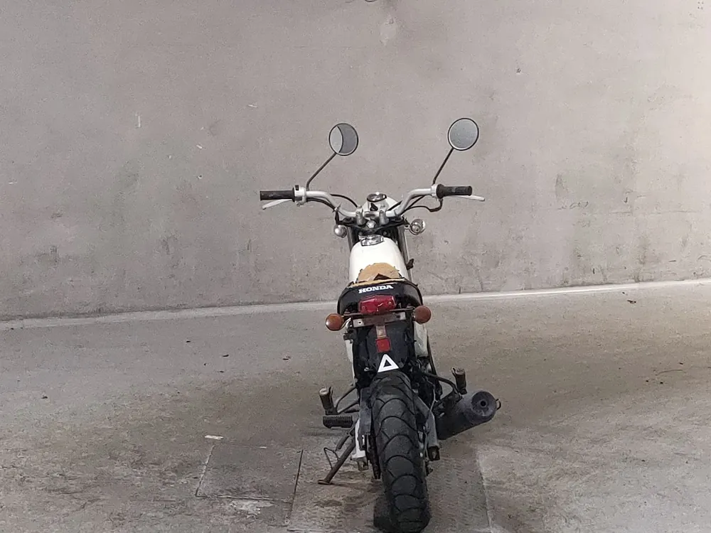 Honda APE 100, белый, фото 4