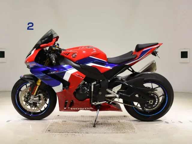 Honda Cbr1000Rr-Rsp 2021, white | red | blue, фото 2