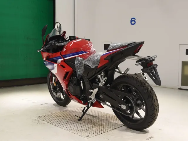 Honda Cbr400R-3 2026, белый, красный, синий, фото 6