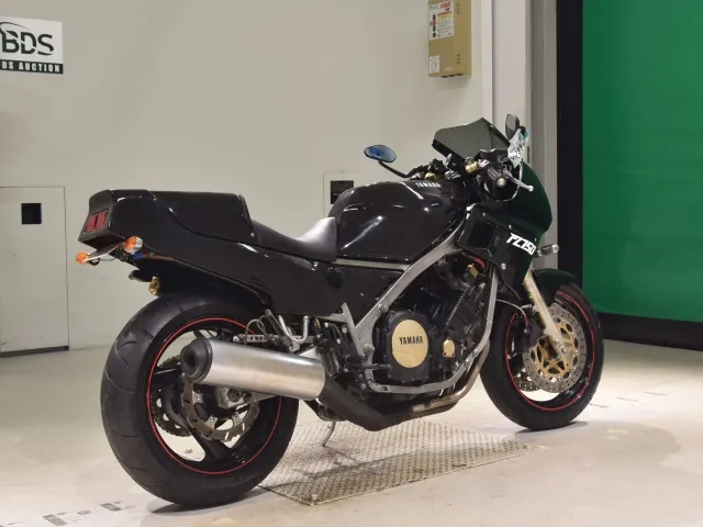 Yamaha FZ750 1986, чёрный, фото 5