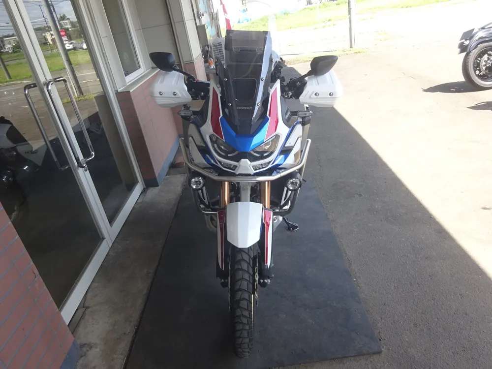 Honda CRF1100L 2021, white / blue / red, фото 6