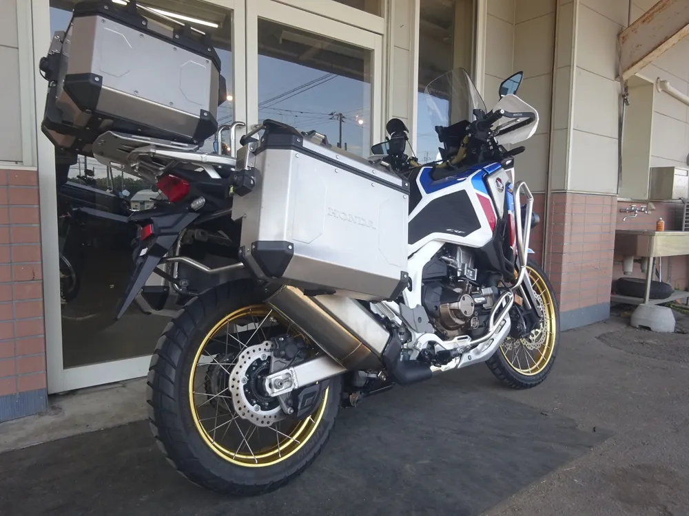 Honda CRF1100L 2021, white / blue / red, фото 8