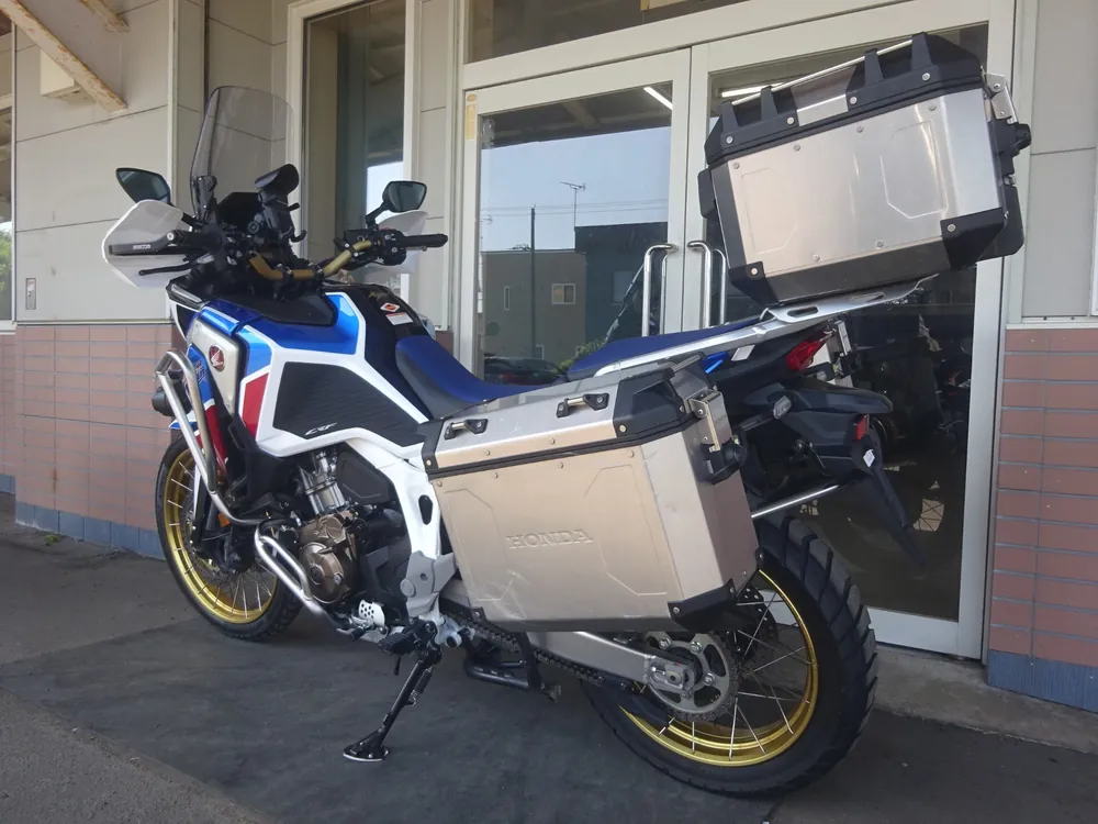 Honda CRF1100L 2021, white / blue / red, фото 9