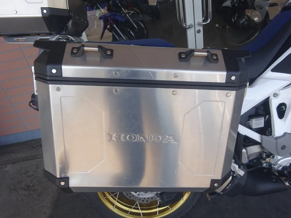 Honda CRF1100L 2021, white / blue / red, фото 10