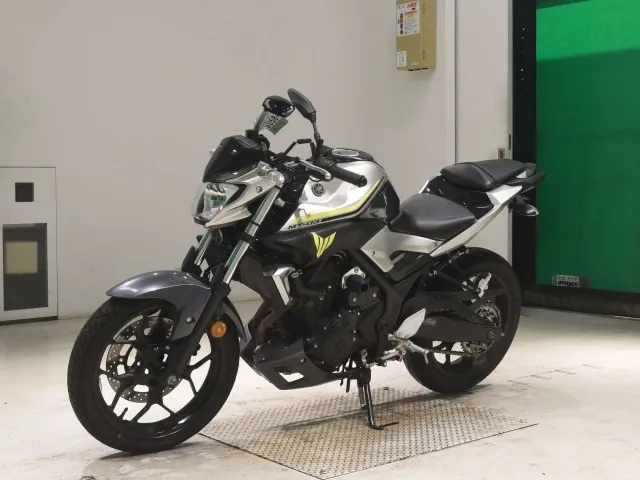 Yamaha MT-03 2017, black | silver, фото 4