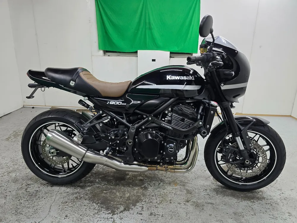 Kawasaki Z900RS 2022, чёрный, фото 2