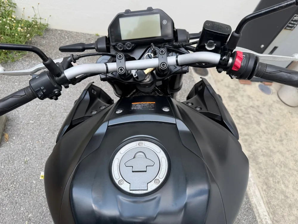 Yamaha MT-03 2021, чёрный, фото 9