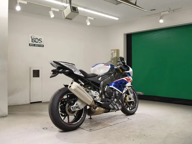 BMW S1000Rr 2018, белый, красный, синий, фото 5