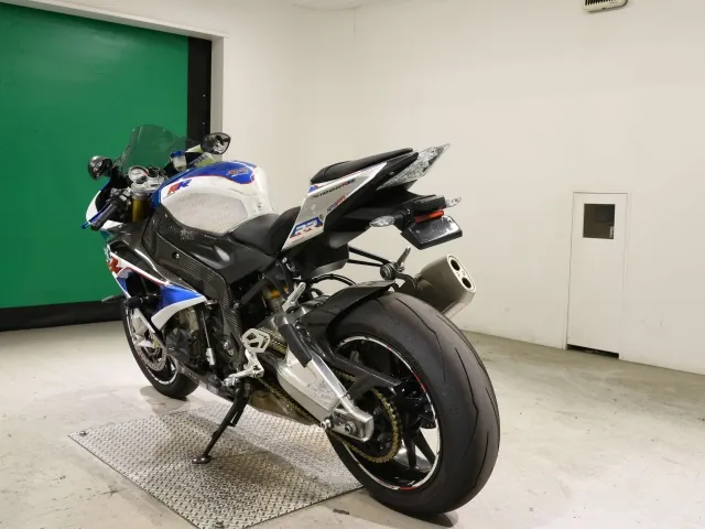 BMW S1000Rr 2018, белый, красный, синий, фото 6